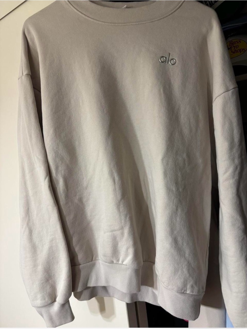 Alo accolade crew sweatshirt in color bone size medium in excellent condition